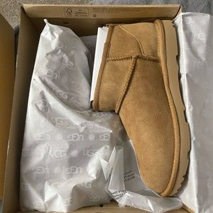 Ugg Ultra Mini